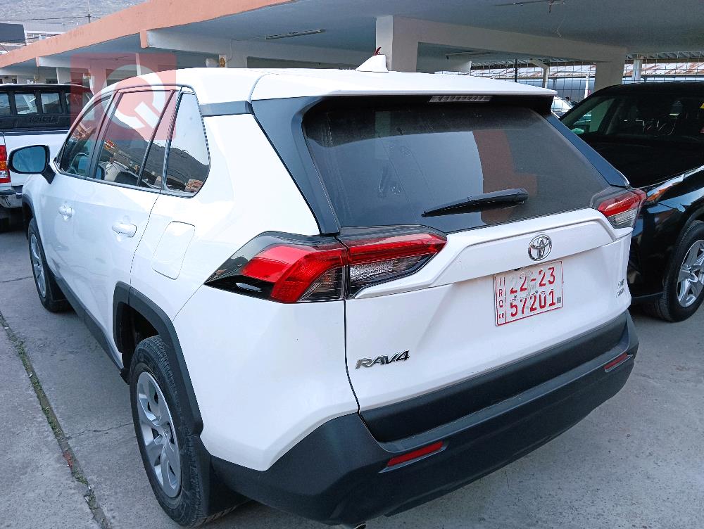 تويوتا راف 4